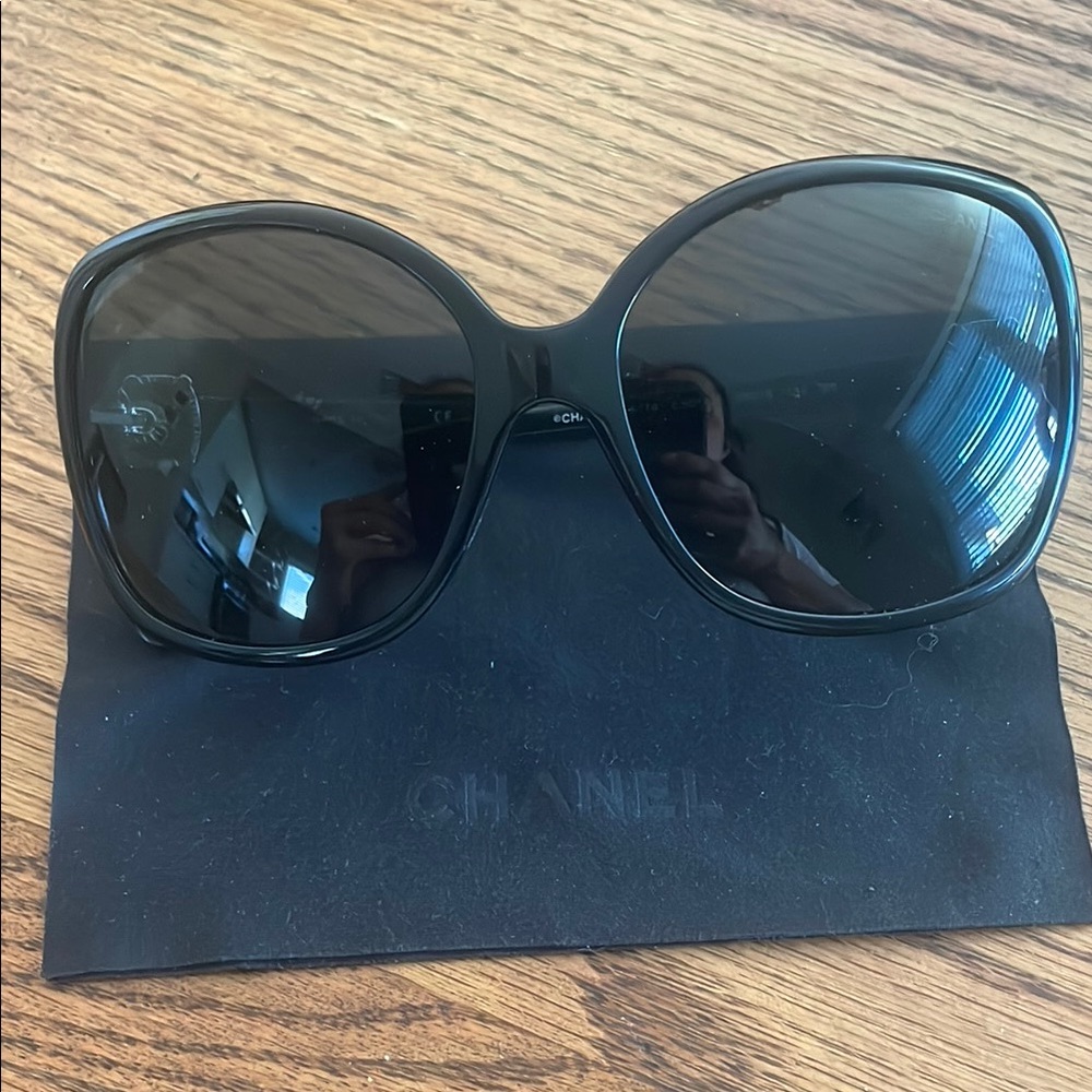 Chanel Sunglasses with case